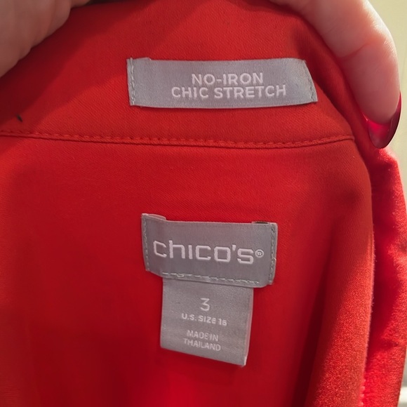 Chicos no iron 3/4 sleeve blouse with vibrant color and buttons up the back - Picture 6 of 6